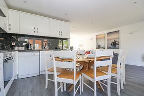 Sea Breeze 17 Gannel