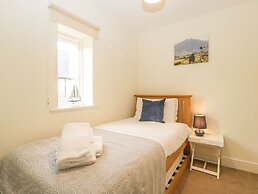 9 Malthouse Court
