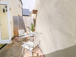 9 Malthouse Court