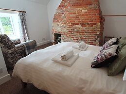 Pound Cottage
