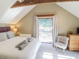 Woodside Barn