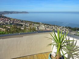 Sea-prize View