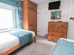 Pebble Cottage