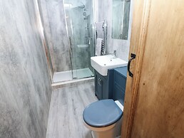2 Holme Pool