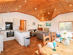 Teal Lodge