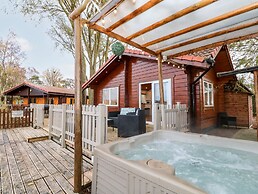 Teal Lodge