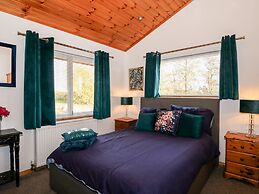 Teal Lodge