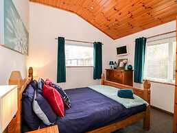 Teal Lodge