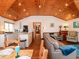 Teal Lodge