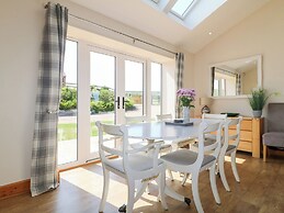 Mandarin Cottage
