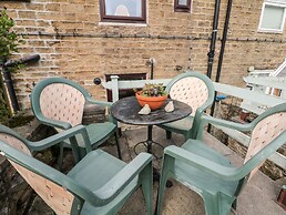 Beas Cottage
