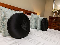 Pemba Cottage