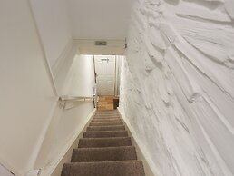The Old Cornhill