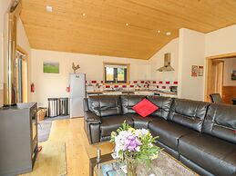 Chale Farm Lodge