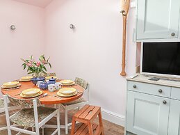 3 Top View Cottages
