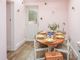 3 Top View Cottages