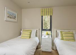Bracken Howe Lodge