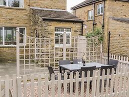 2 Ings Avenue