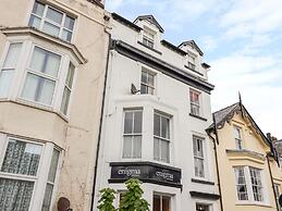 Llewelyn House