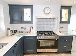 Duck Pond Cottage