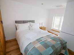 Duck Pond Cottage