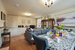 Manor Cottage