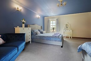 Manor Cottage