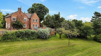 Manor Cottage