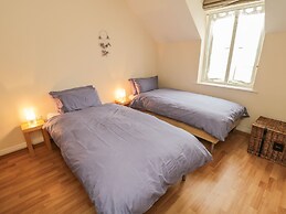 Marina Apartment