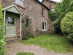 Woodlands Cottage