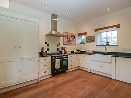 Woodlands Cottage