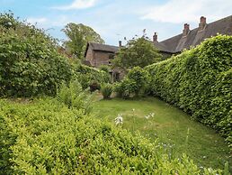 Woodlands Cottage