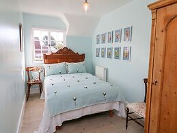 3 Elm Cottage