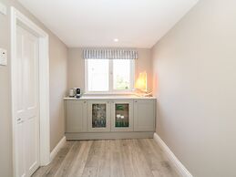 11 Marine Terrace