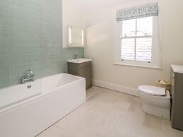11 Marine Terrace