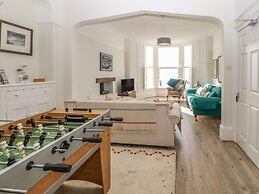 11 Marine Terrace