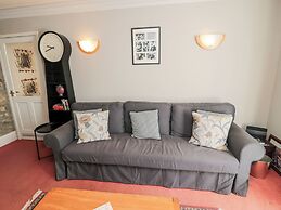 Simonside Apartment