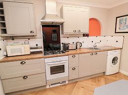 Simonside Apartment