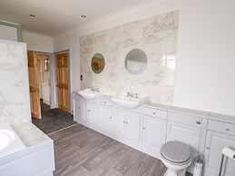 Southrepps Lodge