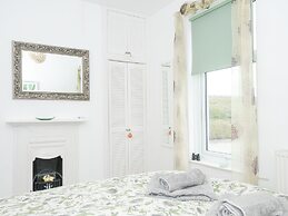 Lowena Cottage