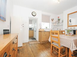 Lowena Cottage