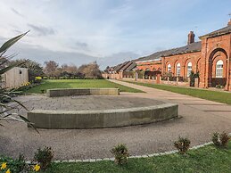 2A The Mews