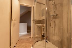 Fishertown House