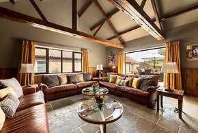 Sykes Lodge