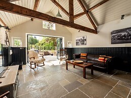 Sykes Lodge