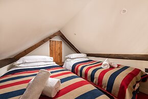 Sykes Lodge