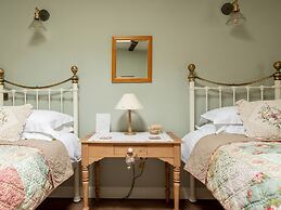 Sykes Lodge