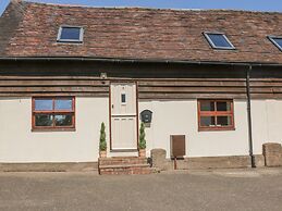 Old Hall Barn 3