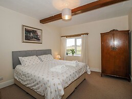 The Manor House at Kenwick Lodge