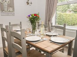 Humble Bee Cottage